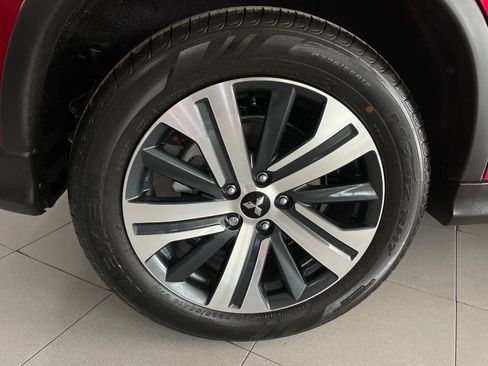 Used 2024 Mitsubishi Outlander Sport ES image 12