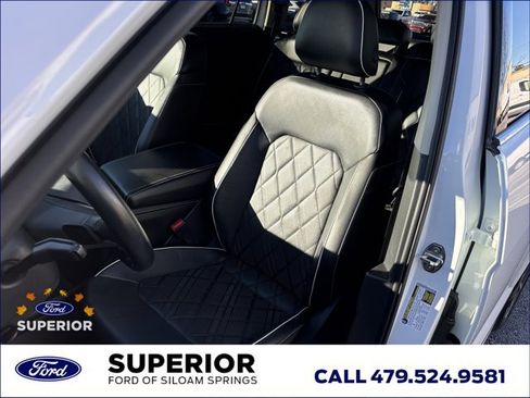 Used 2024 Volkswagen Atlas SEL Premium R-Line image 24