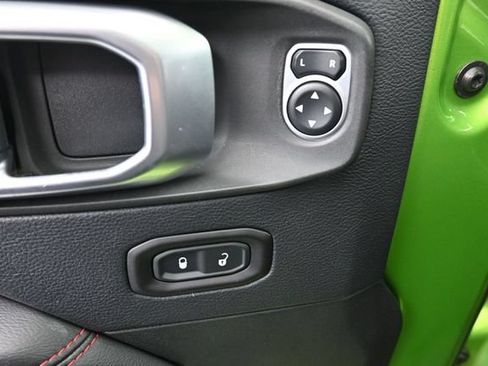 Used 2019 Jeep Wrangler Unlimited Rubicon AWD/4WD image 19