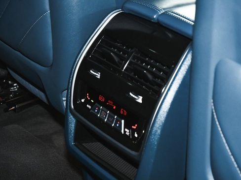 Used 2023 BMW XM image 69