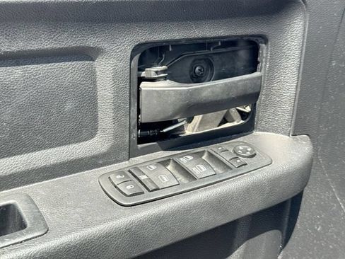 Used 2015 RAM 1500 Express AWD/4WD image 13