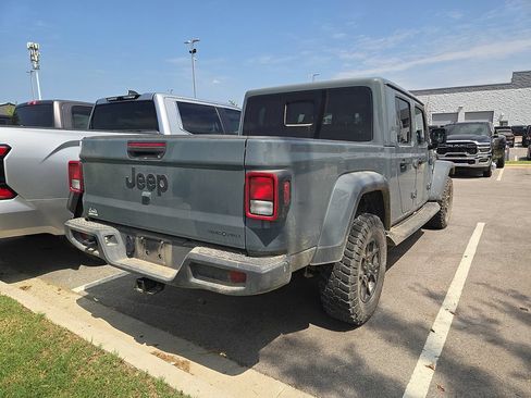 Used 2025 Jeep Gladiator Mojave AWD/4WD image 3