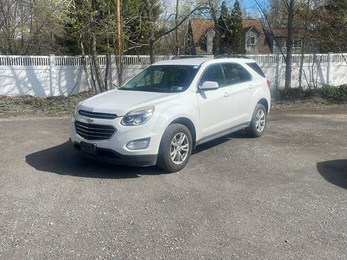 Used 2017 Chevrolet Equinox LT w/ Convenience Package image 1