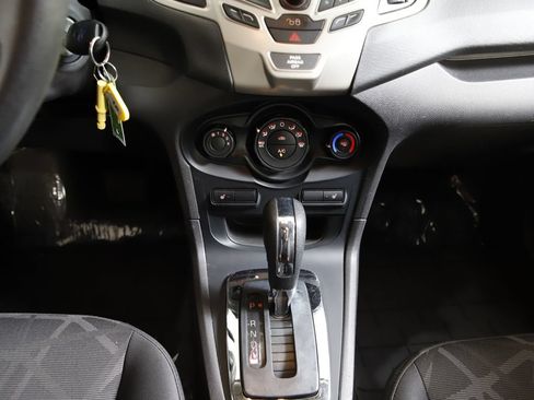 Used 2011 Ford Fiesta SE w/ 201A Rapid Spec Order Code FWD image 13