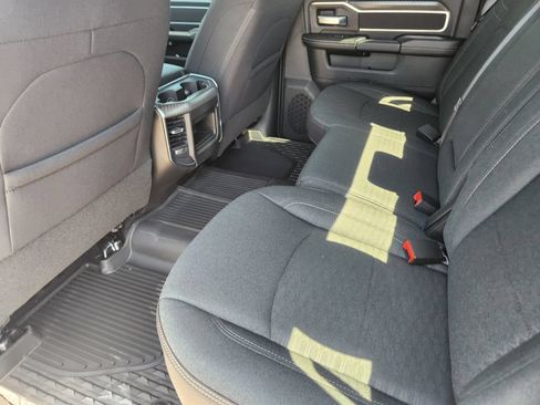 New 2026 RAM 2500 Big Horn AWD/4WD image 21