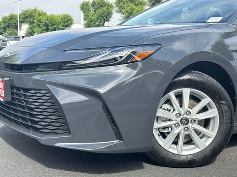 New 2026 Toyota Camry LE FWD image 3