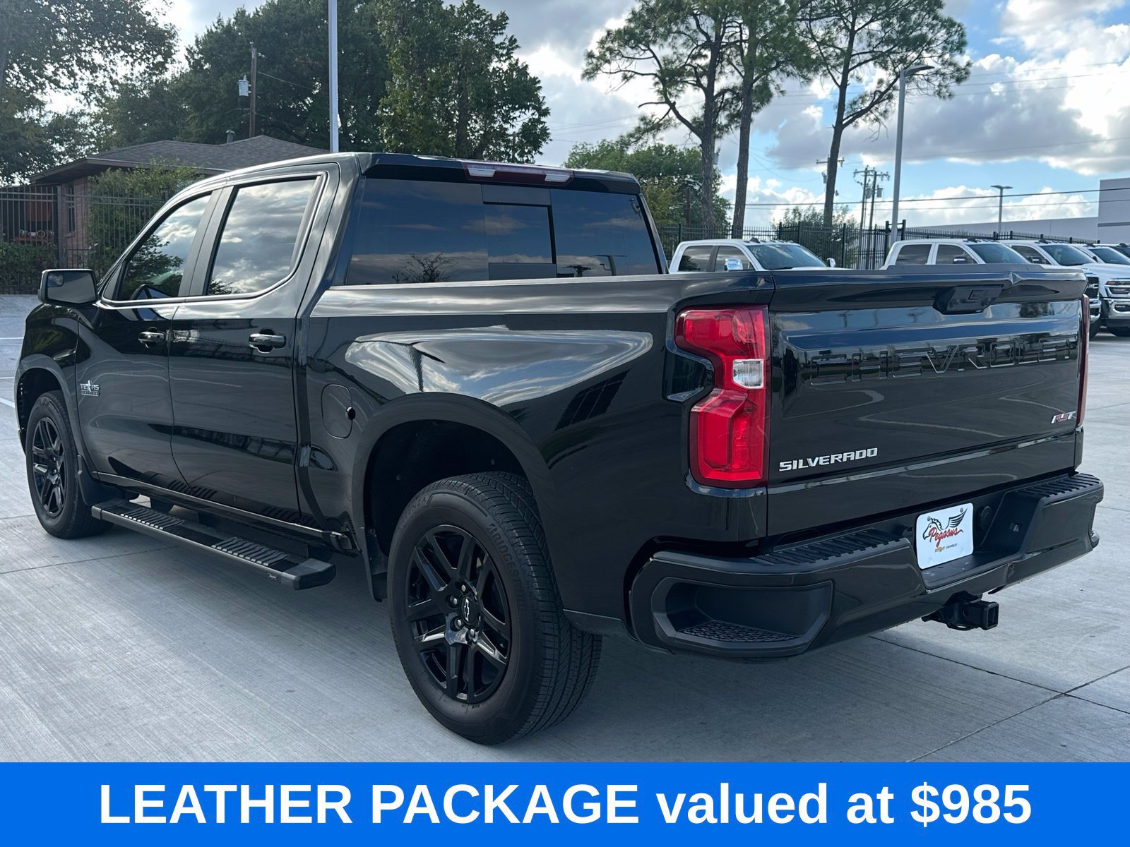 Used 2023 Chevrolet Silverado 1500 RST w/ Texas Edition Plus RWD image 3