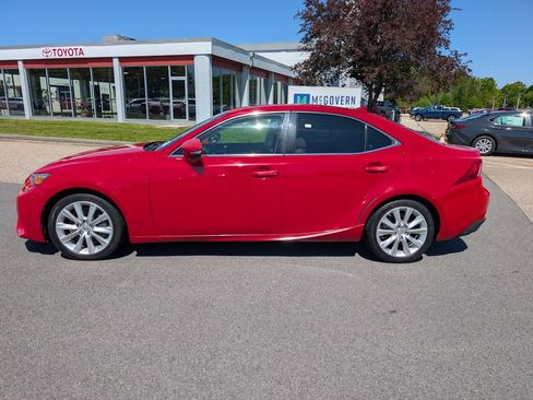 Used 2016 Lexus IS 200t RWD image 2