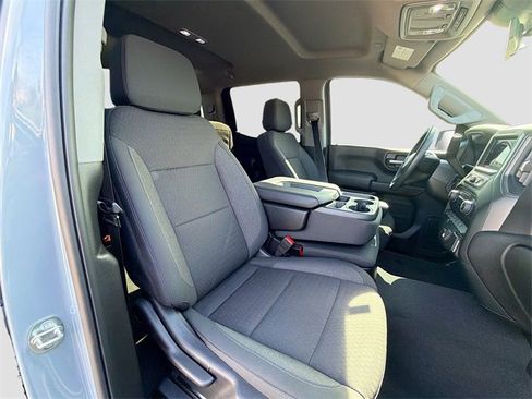 Used 2024 Chevrolet Silverado 1500 Custom image 18