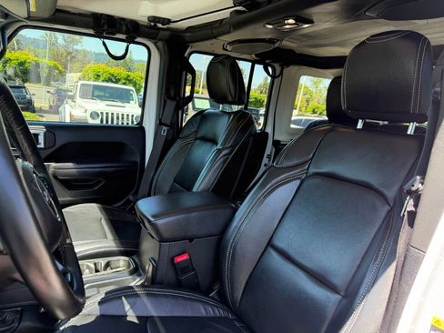 Used 2020 Jeep Wrangler Unlimited Sport S AWD/4WD image 13