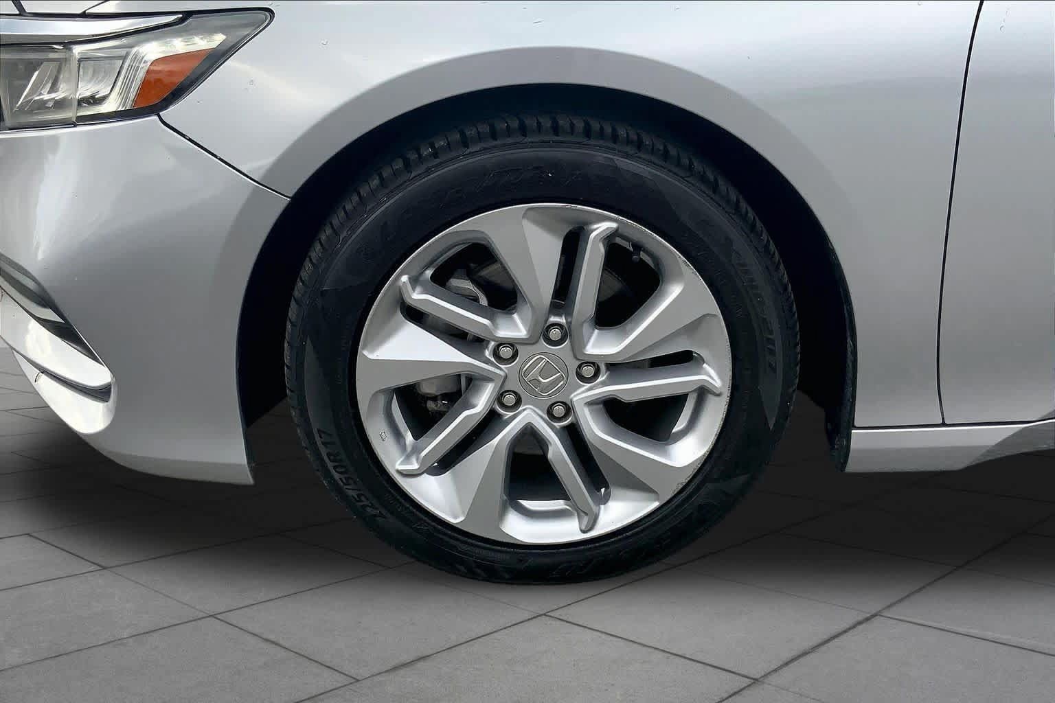 Used 2020 Honda Accord LX image 10