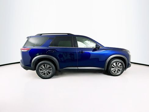 Used 2025 Nissan Pathfinder SV FWD image 10