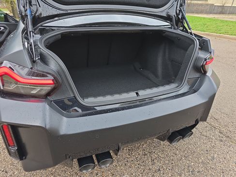 Used 2025 BMW M2 w/ Lighting Package image 22