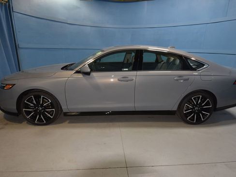 Used 2025 Honda Accord Touring image 31