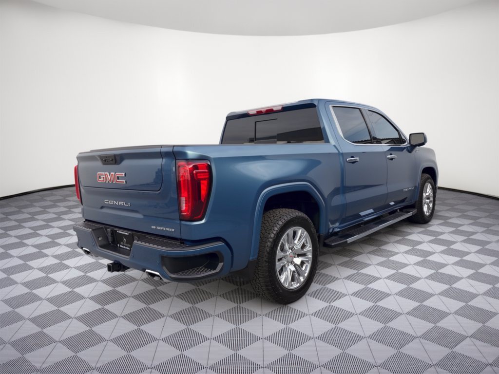 Used 2025 GMC Sierra 1500 Denali w/ Denali Carbonpro Edition AWD/4WD image 9
