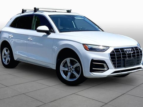 Used 2021 Audi Q5 2.0T Premium w/ Convenience Package AWD/4WD image 3