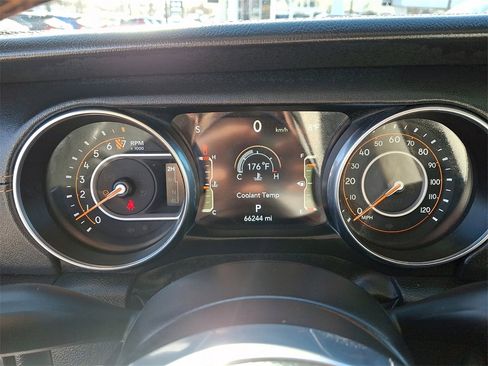 Used 2023 Jeep Gladiator Overland image 23