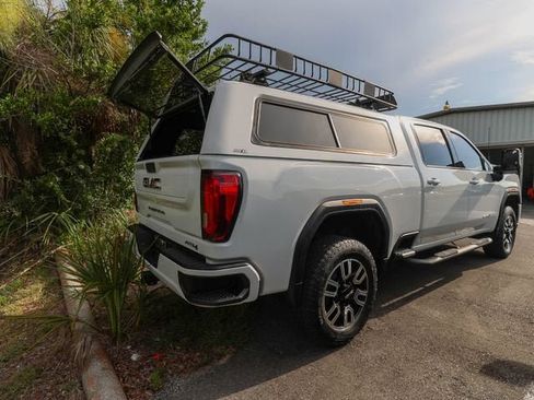 Used 2022 GMC Sierra 2500 AT4 AWD/4WD image 4