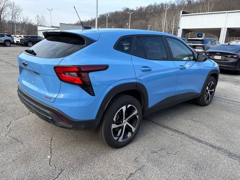 Certified 2024 Chevrolet Trax RS image 10