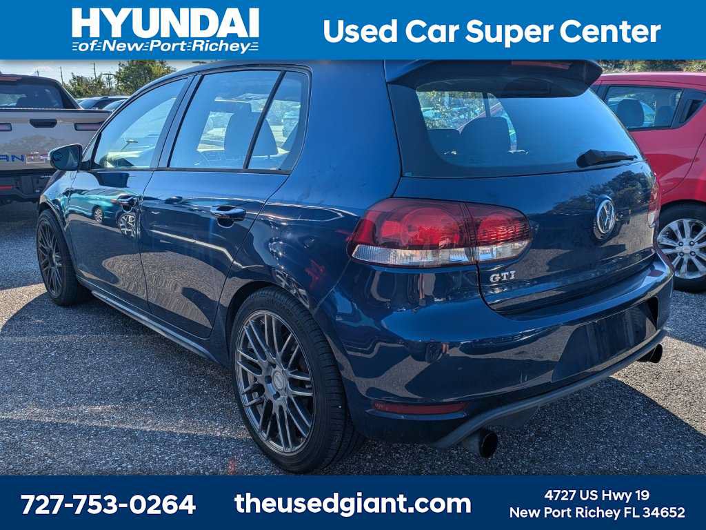 Used 2012 Volkswagen GTI 4-Door FWD image 2