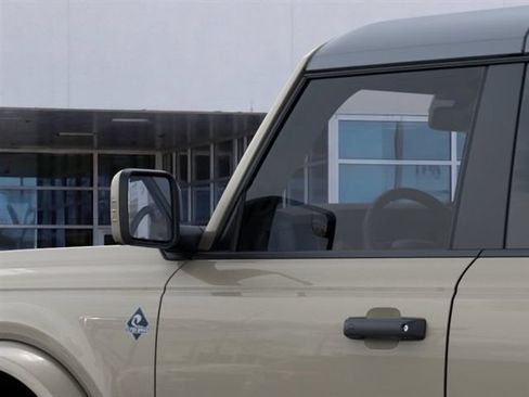 New 2026 Ford Bronco Outer Banks AWD/4WD image 22