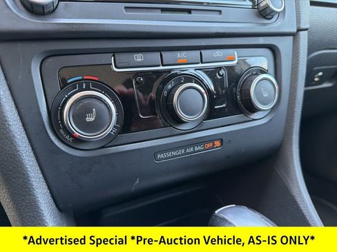 Used 2014 Volkswagen Jetta SE image 45