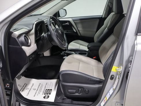 Used 2016 Toyota RAV4 Limited AWD/4WD image 11