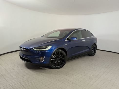 Used 2018 Tesla Model X 75D AWD/4WD image 1