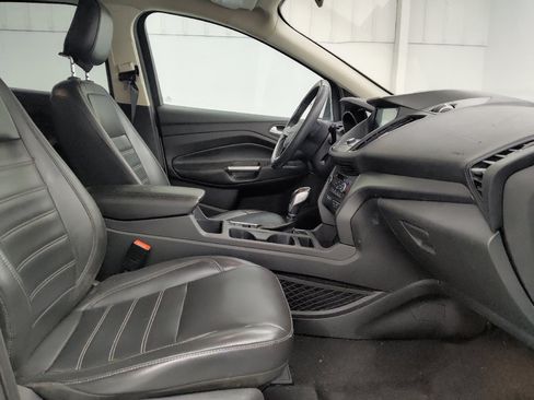 Used 2019 Ford Escape SEL FWD image 21