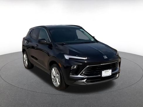 Used 2025 Buick Encore GX Preferred image 3