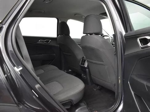 Used 2026 Kia Sportage LX FWD image 18