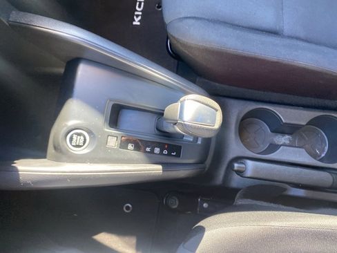 Used 2023 Nissan Kicks S image 26