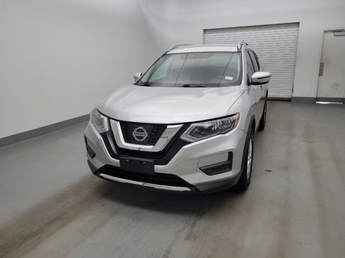 Used 2017 Nissan Rogue SV AWD/4WD image 15