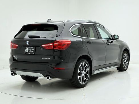 Used 2021 BMW X1 xDrive28i image 9
