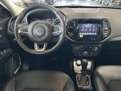 Used 2019 Jeep Compass Altitude image 19