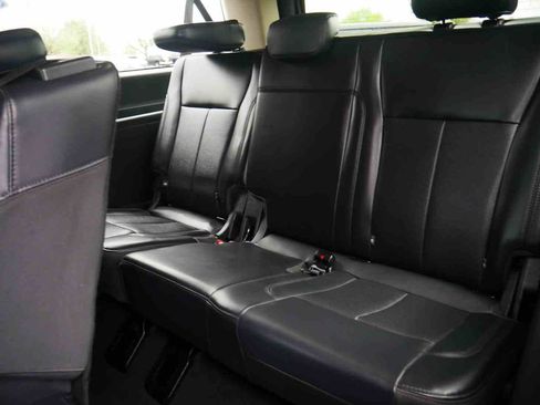Used 2024 Ford Expedition Max XLT AWD/4WD image 18