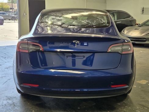 Used 2023 Tesla Model 3 Standard Range RWD image 3