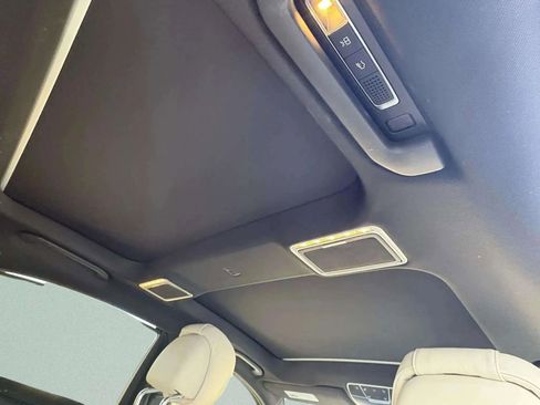 Used 2016 Mercedes-Benz S 550 Sedan image 21