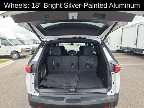 Used 2022 Chevrolet Traverse LT AWD/4WD image 32