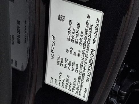 Used 2024 Tesla Model 3 Long Range AWD/4WD image 31