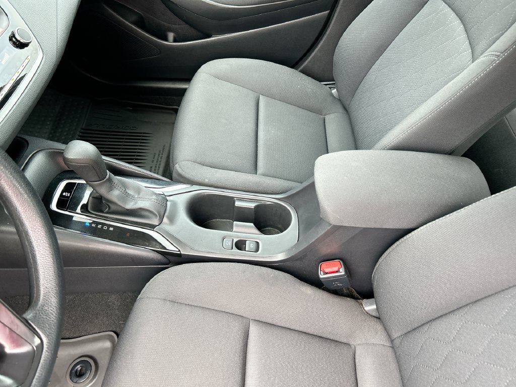 Used 2026 Toyota Corolla LE FWD image 27