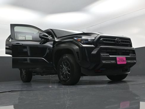 Used 2026 Toyota 4Runner SR5 AWD/4WD image 27
