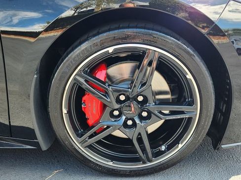 Used 2023 Chevrolet Corvette Stingray Premium Conv w/ Z51 Performance Package image 8