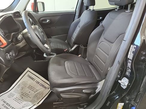 Used 2020 Jeep Renegade Latitude image 8