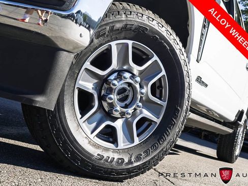 Used 2025 Ford F250 Lariat w/ Lariat Ultimate Package AWD/4WD image 16