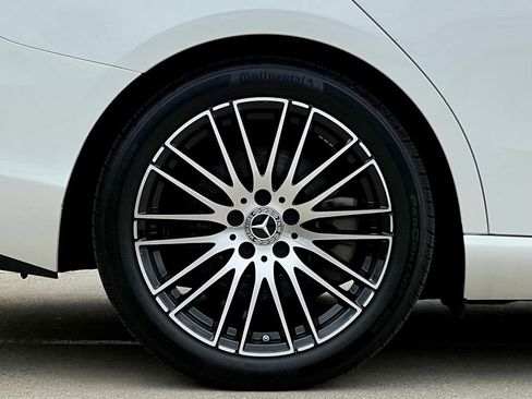 Certified 2024 Mercedes-Benz C 300 4MATIC Sedan image 10