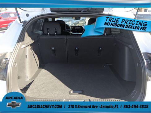 Certified 2025 Chevrolet Trax RS w/ Driver Confidence Package FWD image 14
