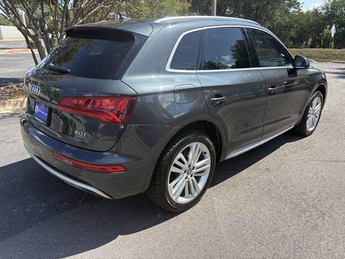Used 2018 Audi Q5 Prestige AWD/4WD image 4