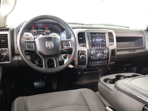Used 2021 RAM 1500 Tradesman w/ Tradesman SXT Package RWD image 2