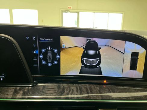 Used 2023 Cadillac Escalade Premium Luxury image 53